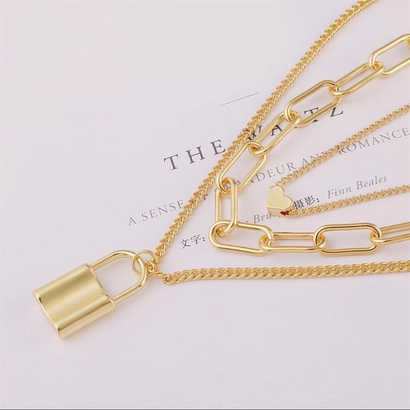 Gold 3 Layer Chunky Lock Necklace Heart 🔒 ❤️ - Picture 6 of 7